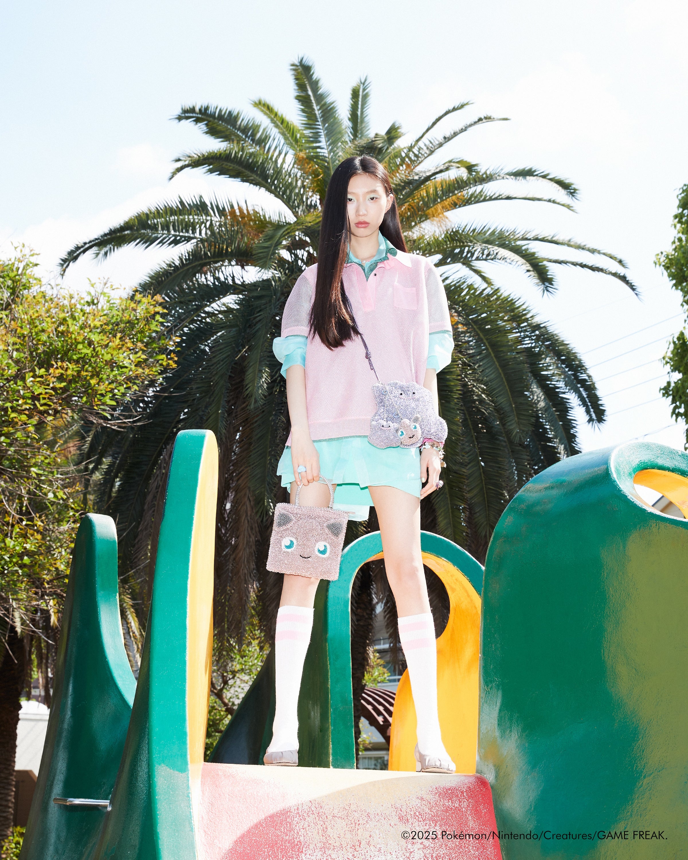 ANTEPRIMA_WIREBAG_POKEMON_DITTO_PA25FPM2H1_Bag_Charm_silver-lavender-purple_DITTO_PB25FPM0MD_Crossbody_silver-lavender-purple_model_5