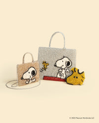 ANTEPRIMA_WIREBAG_PEANUTS_SNOOPY_PB24SFE0JL_STANDARD_MINIATURA_Crossbody_gold-silver_PB24SFE0JK_STANDARD_Tote_silver_WOODSTOCK_PL24SFE238_Pouch_solid-mustard-yellow